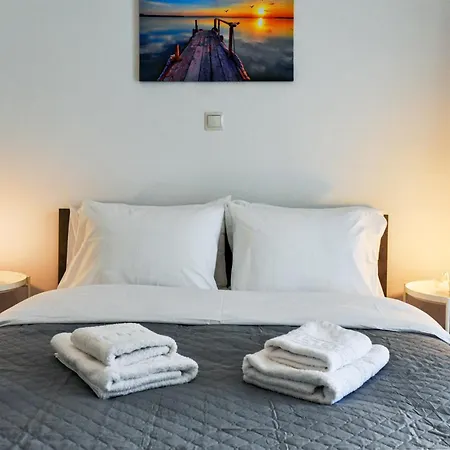 Apartment Renovated Kypseli